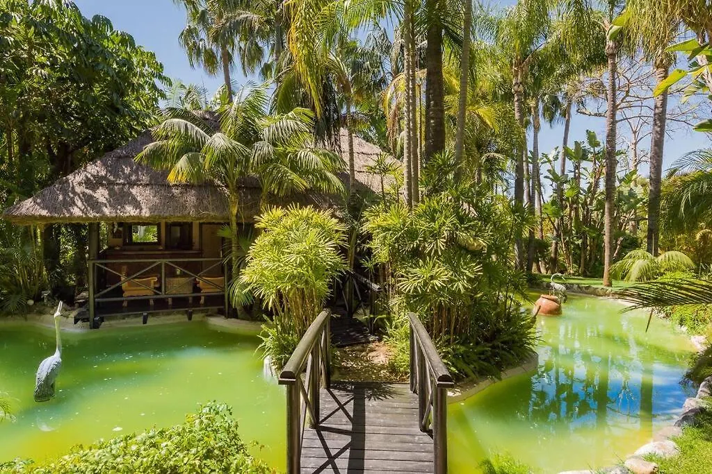 ヴィラ マルベーリャ Grand Mansion With Tropical Parkヴィラ